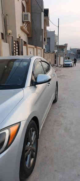 النترا 2018 لون سلفر
وارد امريكي 
محرك ٢٠ دوش 
رقم اربيل باسمي 
بيها كابون 
موصفات نص فول 
كير ثلاث وضعيات 
سبورت + ايكو + عادي 
نقاط عمياء 
كامرة  دوارة
شاشه كبيرة 
 تشغيل عن بعد 
 *********
الضرر بوند وجاملغ قطعتين صبغ والدوسة من جهة باب النفر
السيارة جاهزة ماتصرف عليها ربع
اي استفسار 
***********
***********
او مراسله ع خاص
السعر ١٣٦
