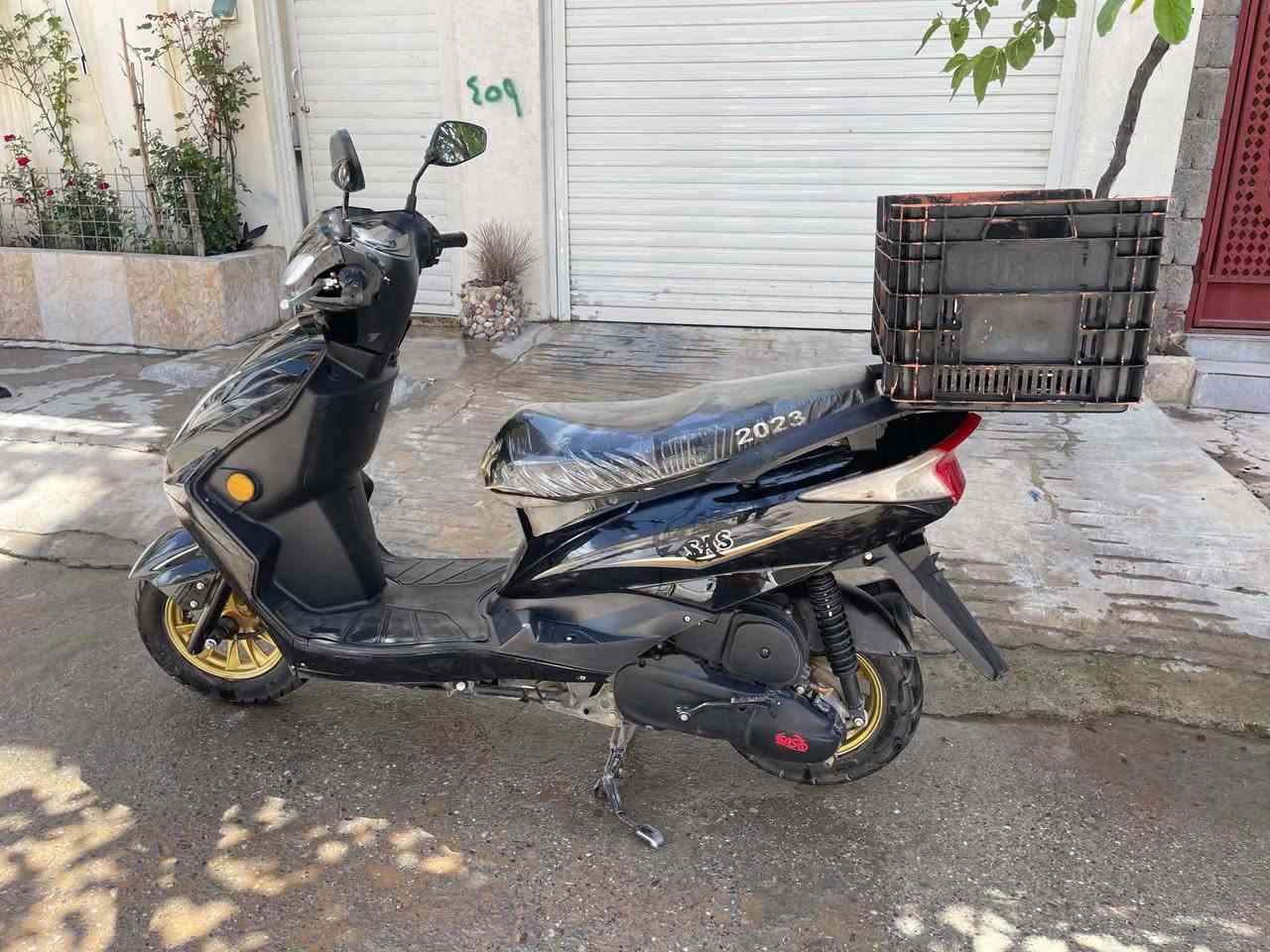 ئەومانتۆڕە بۆ فڕۆشتنە یابانیە مۆدیلی 2023‌‌‌‌‌ نرخەکەی 650 هەزار و مەحامەلە ژمارە مۆبایل ***********
