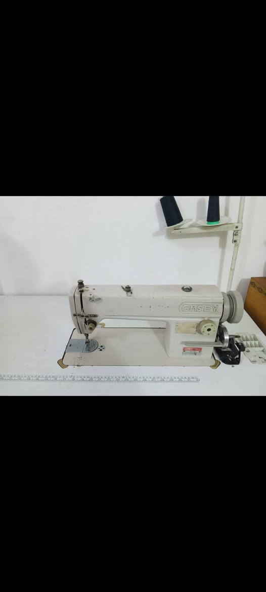 بسبب وعود كاذبه عيد نشرهن بوفيه مترين سعرها ١١٠ ميز مرايه سعره ١٠٠ مكينه خياطه جمسي سعرها 175صوبه زيتيه ٤٠ مكناسه كهربائيه ٣٥


**إذا كنت صاحب هذا الإعلان وتريد حذفه لأي سبب، رجاءا أرسل رسالة إلى الدعم الفني**