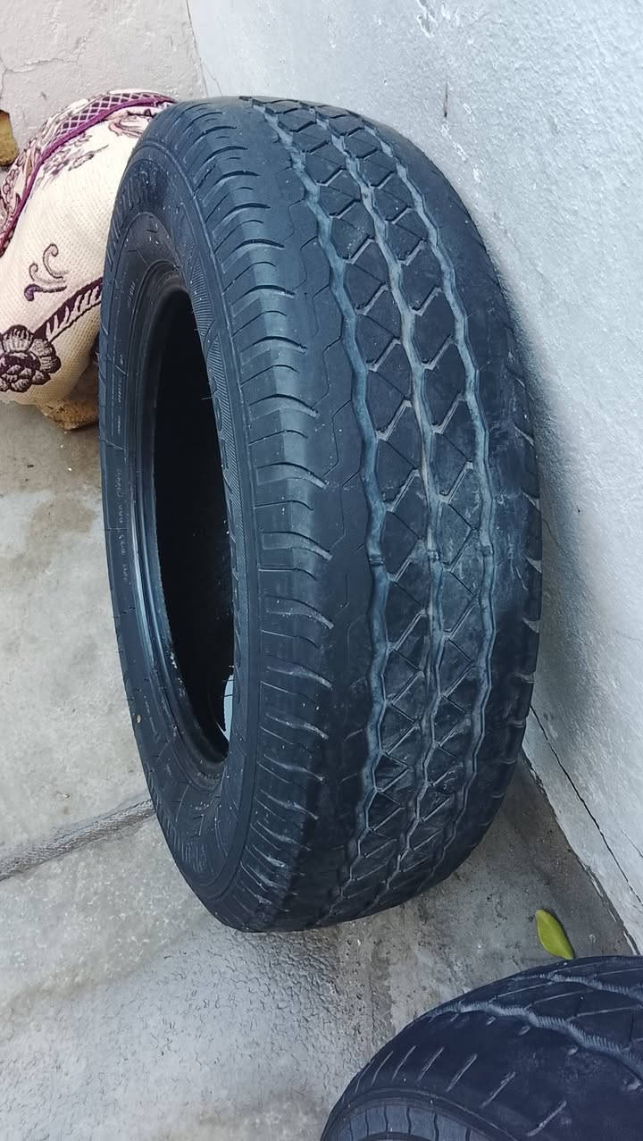 3 تايرات مال هايسه هايكر شيري ستاركس 
قياس R16/195/75 النضافة 80% 
السعر 60 الف كلهن 
مكاني بغداد الحرية حي السلام 
رقمي *********** متوفر واتساب
