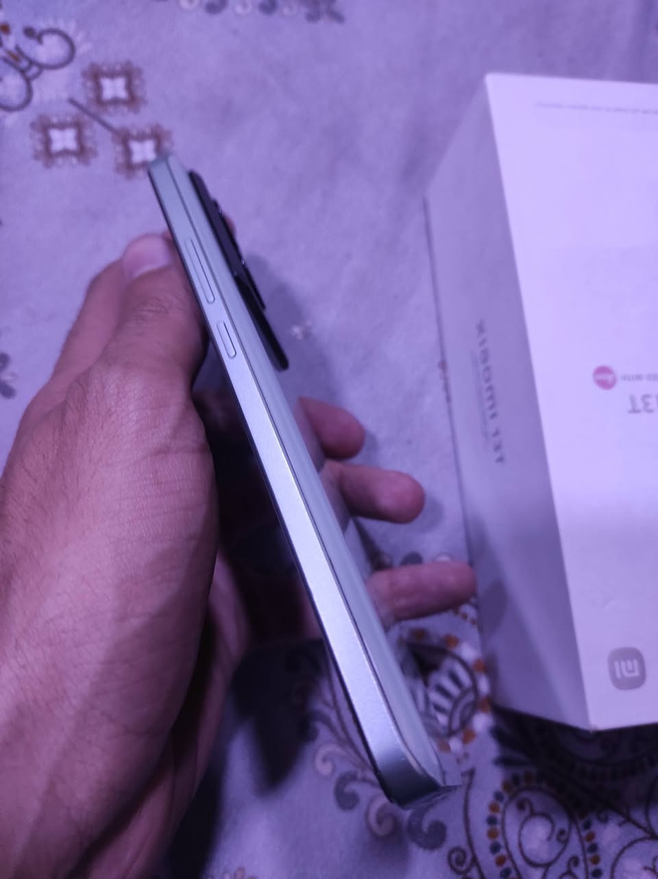 شاومي 13T عادي نضيف وضع شركه كامل غراض الجهاز سعره 310 الف رقمي ***********
