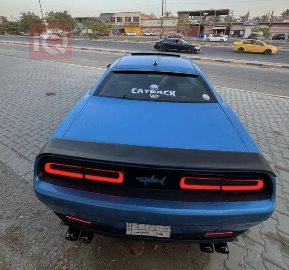 تشالنجر SRT 2015
السيارة فول مواصفات 
رقم بغداد الجديد
ماشية 84 ميل
عليها هدرز لونك امريكان ريسنك
فتحة
رادار امامي
كشنات تدفئة تبريد
تدفئة ستيرن
السيارة بدون حادث سرقة فقط

صبغ جاملغ اماني ونص الخلفي فقط 

155 وماكو srt بهيج سعر 

استفسار 

***********
