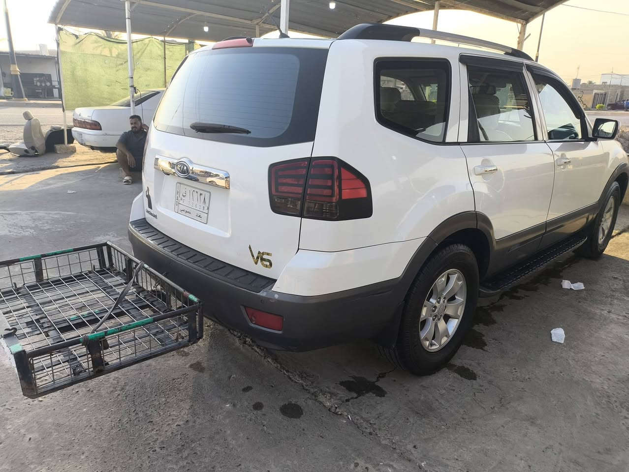 موهافي ٢٠١٠ فول خليجي رقم بغداد سنويه صاقطه صار شهر
ماشيه 400 
خطها عالوليد
فول مواصفات 
بصمه
تحكم ستيرن
طبگ مرايات عالبصمه

مكفول من و الصبغ بيها اقل الشبر بالچاملغ اليمين والصور موجوده 

فور ويل ملغي

بك لايت عادي

بصمه 

فتحة سقف 

كشنات جلد 

شاشه مع مضخم صوت جدد

تبريد 3 قطع 

صدر جديد 

محرك جيد مفتوح 

 گير جديد

كهربائيات كلها شغاله 
سله خلفيه 
الشرعي موجود وعندي وكاله عامه
مكانها الشرقاط الخضرانيه
***********
السعر 135 ورقه وبيها مجال بسيط
