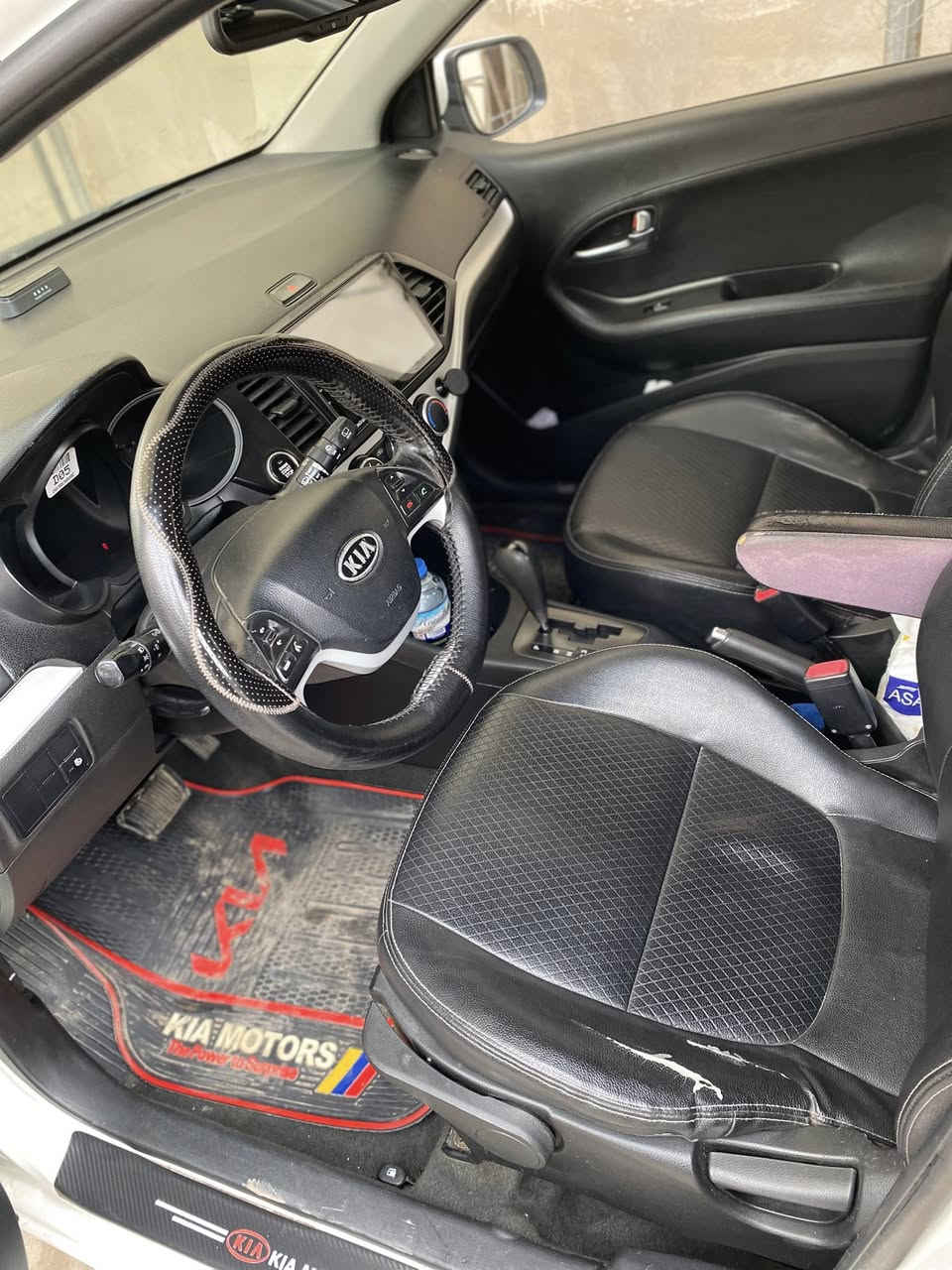 سياره كيه بيكاندوه السياره فول موصفات فتحه بل صقف بصمه دخول ذكي كشنات جلال كشنات +ستيرن تدفاه حساسات فول موصافات شرط التحويل رقم نينوى السعر 97 بيها مجال شي بصيط مكان السياره موصل الستفسار على الرقم بي وتساب ***********
