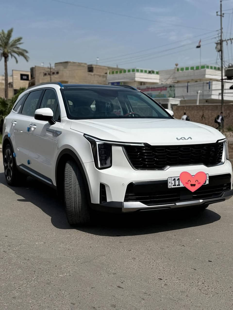 كيا سورنتو 2025 فول الفول  بانوراما للبيع

للبيع سيارة كيا سورنتو موديل 2025 فول ، بحالة ممتازة ونظيفة جداً، ماشية فقط 40000 كم.

🔹 مواصفات السيارة:

 • فل أوبشن كامل

 • فتحة سقف بانوراما (Panoramic Sunroof)

 • شاشة كبيرة مع نظام ترفيهي حديث

 • كاميرا خلفية وحساسات أمامية وخلفية

 • تشغيل بصمة + دخول ذكي

 • مقاعد جلد 

 • تكييف قوي أمامي وخلفي 3 قطع

 • أنظمة أمان ومساعدة سائق حديثة

 • التايرات بحالة وكالة

 • سيارة v6

 حساسات امامية خلفية

 

وضعيات قيادة متعددة 

انارة محيطية

$320 مجالهة بسيط

📍 الموقع: (بغداد/حي اور )

    الهاتف :***********
