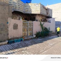 عندي بيت طابقين لبيع مساحه 100مربعه10في10 البيت يحتوي على  كراج  واستق...