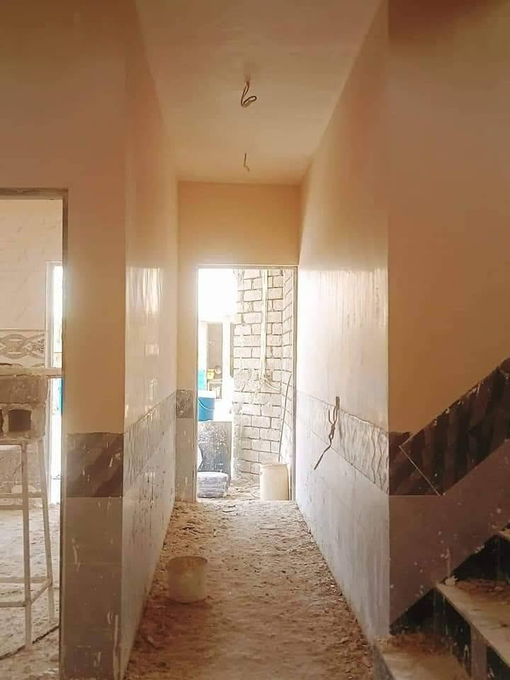 لبخين جص من الموصل شغل مصاطر شغل رقم واحد كادر كامل 5اسوطوات  و5عمال شقل نضافه وترتيب ليعنود شقل هاذه الرقم *********** وتدلل

