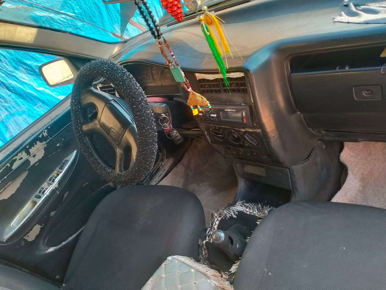 السلام عليكم سياره سيات للبيع رقم كركوك موديل92 صدر جديد كير جديد السياره خير من الله السعر 20 ***********
