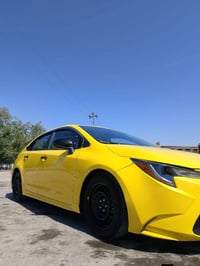 كورلا ٢٤ • وارد امريكا • اصفر