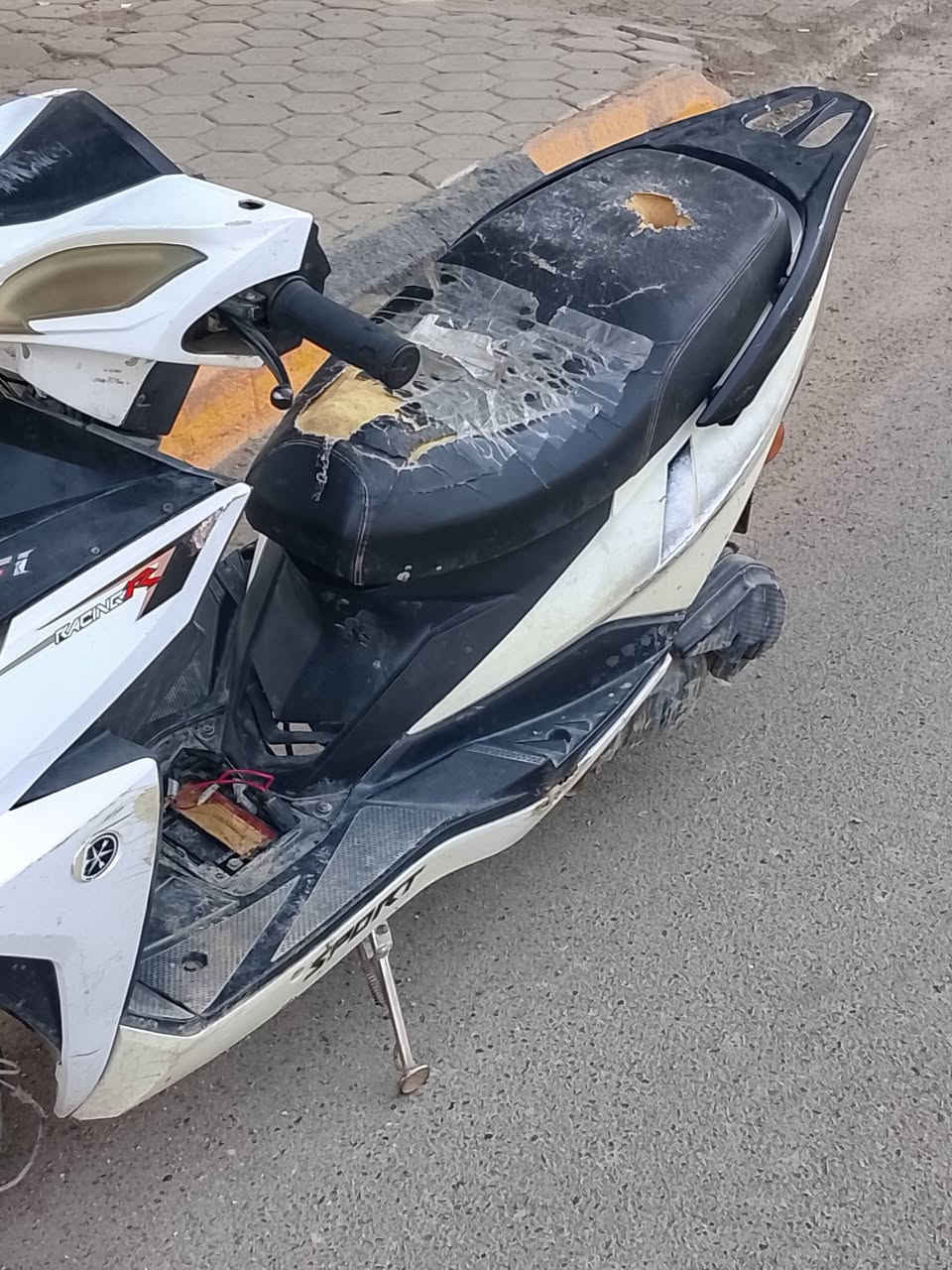 دراجة للبيع السعر 250وبية مجال قليل وهذا رقمي بية وتساب ***********
