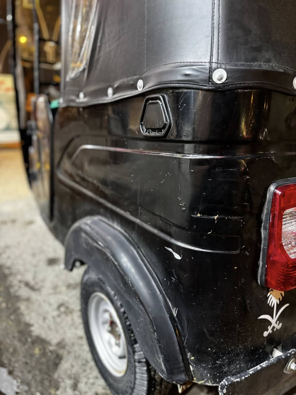 السلام عليكم تكتك 2022شهر 3رقم بصره ريد تحول ثاني يوم بيها الغد سعر 7100وبيها مجال كلش بصيط محرك مجفت شركه ***********
