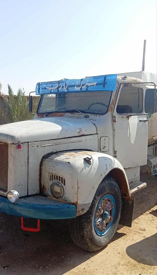 سلام عليكم سكانيه دنكر 111 موديل 81 رقم نجف ابسمي مكينه كير شاصي كفاله جاهزه الشغل *********** مكان بغداد السعر 12 وبيها مجال
