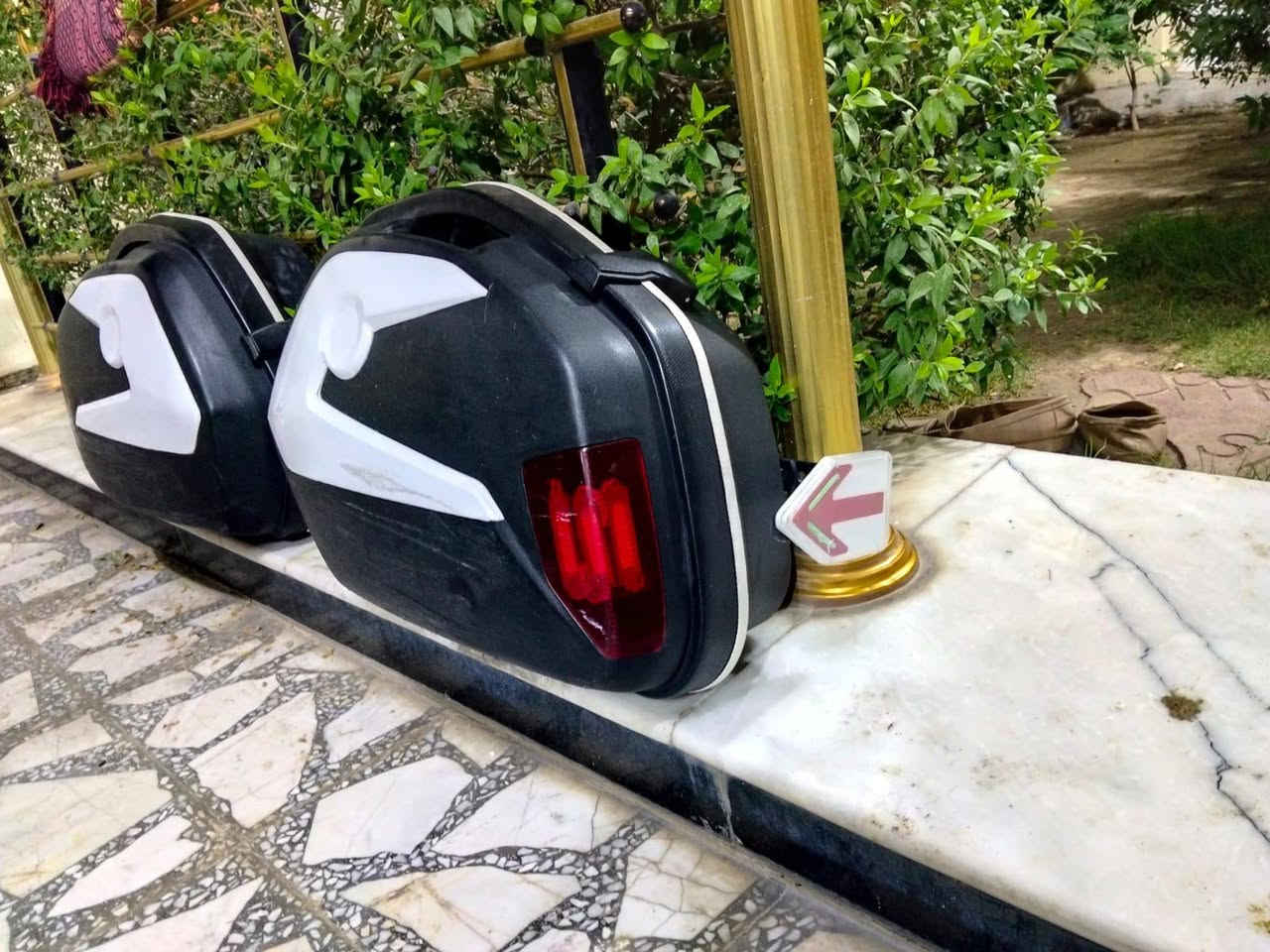 السلام عليكم جنط نظيفه كلوبات شغاله مكان بغداد كماليه الاتصال على الرقم ***********
