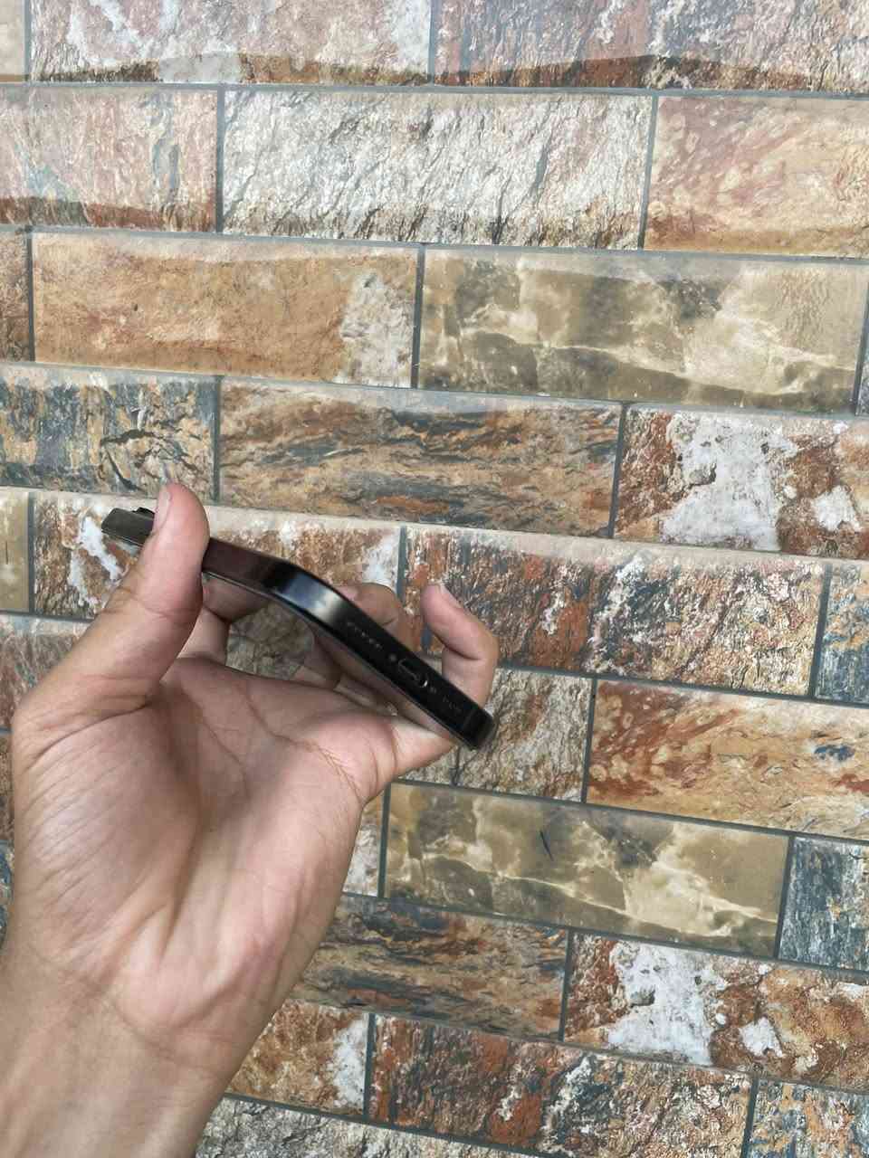 ايفون 16 برو فقط برو
ذاكرة 512 بطارية 91 نموذج M ماستر نضافة ١٠٠ لك الجهاز بلادي ما مفتوح عل فحص فقط بي شامة سودة بطرف الشاشة موضحة بل صور ممأثرة سعرة ٩٢٥ الف قفل مكاني بغداد البنوك الشراي يتصل ***********
