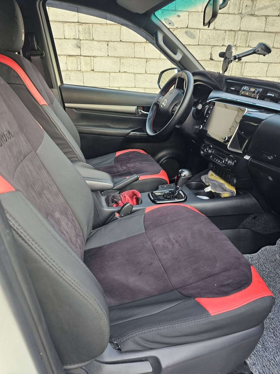 السلام عليكم ورحمه الله هايلوكس افنجر موديل ٢٣رقم اربيل كفاله عامه ماشة٦٢ السعر385$ مكان ديالى  *********** ابو عبدالرحمن
