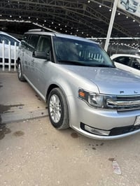 فلكس ٢٠١٩ • ٧ راكب • ضرر باب خلفي