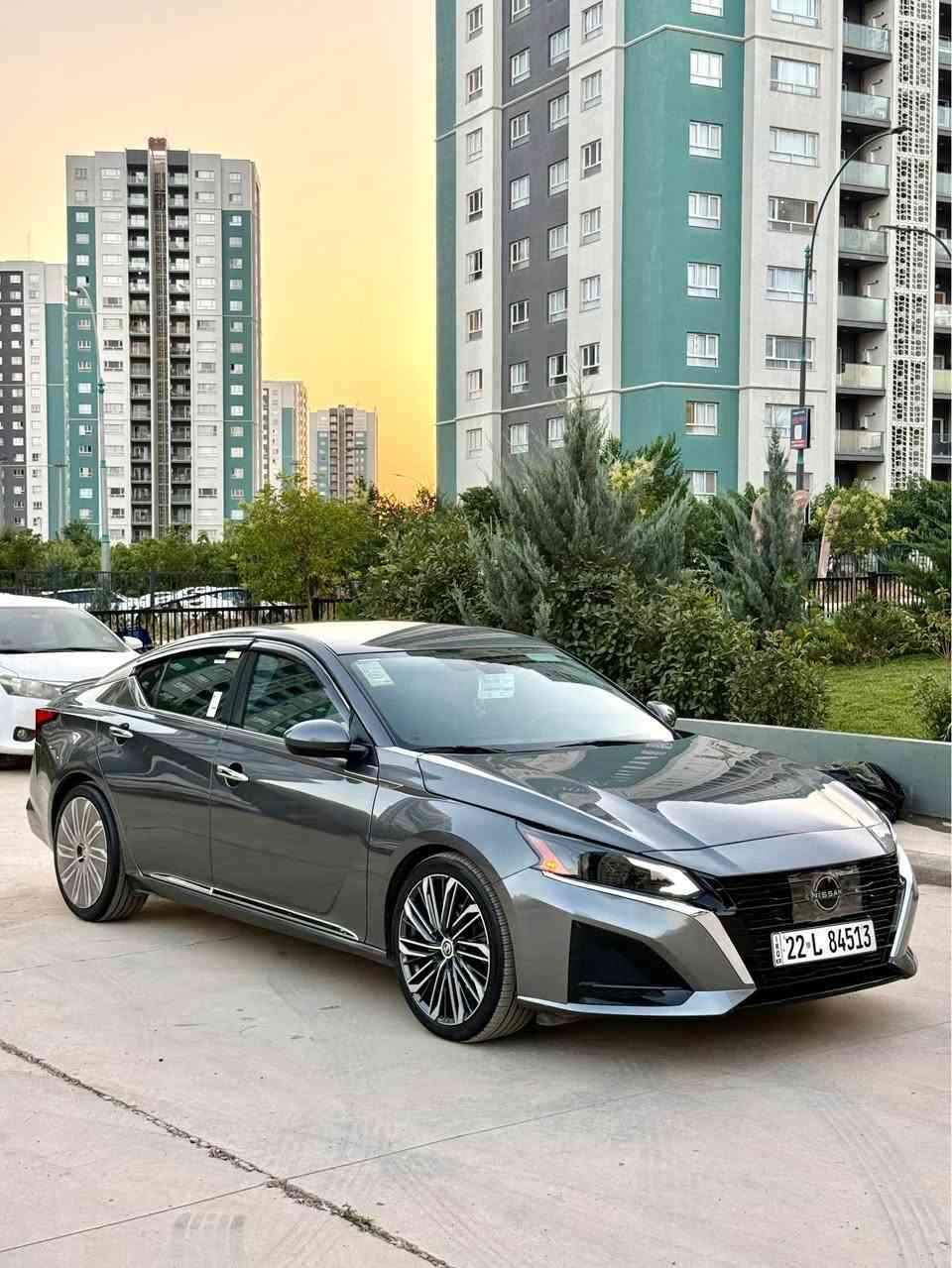 NISSAN ALITMA 2022 SV
***********
***********
نیسان ئەڵتیما ٢٠٢٢ 
فول مواسفات نەوتی  کەندی سەیارەکە کامل کراوە بە ٢٠٢٥ 
بی شوخت تەنها یەک پارجە بۆیاخە بی ناو گرتن بی شەنسی پیش و دوا کەپس ڕادار و بەردی سالنسا بە شەرت ئەرباگی بەشەرت هەردوو بەسمەی بیلادی لەگەلە 
شاشە گەورە ،.ڕادار پیش و دواو و لە تەنیشت ،.ترەکشن کامیرای دواوە،. شەغاڵ ،.
‎حەساس ,. دەرگای بەسمە،.بەسمە،.دیاری کردنی خیرای،. ٨ ئەرباگ ،.
لایت زینۆن ،. دوو ئەگزۆز،.کوشن کارەبای،.
سەیارەکە تازە جوان ماوەتەوە گیر و مەکیەنە بەشەرت
ڕەقم و سەنەوی تازە تاکوو ٢٠٢٩
تەحویل و غەرەمە بەشەرت 
سعری ١٥١ وەرقە و مەجال السليمانية, العراق
