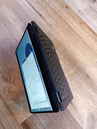 Dell Latitude 5300 • شاشة لمس 360° • i5-8350U