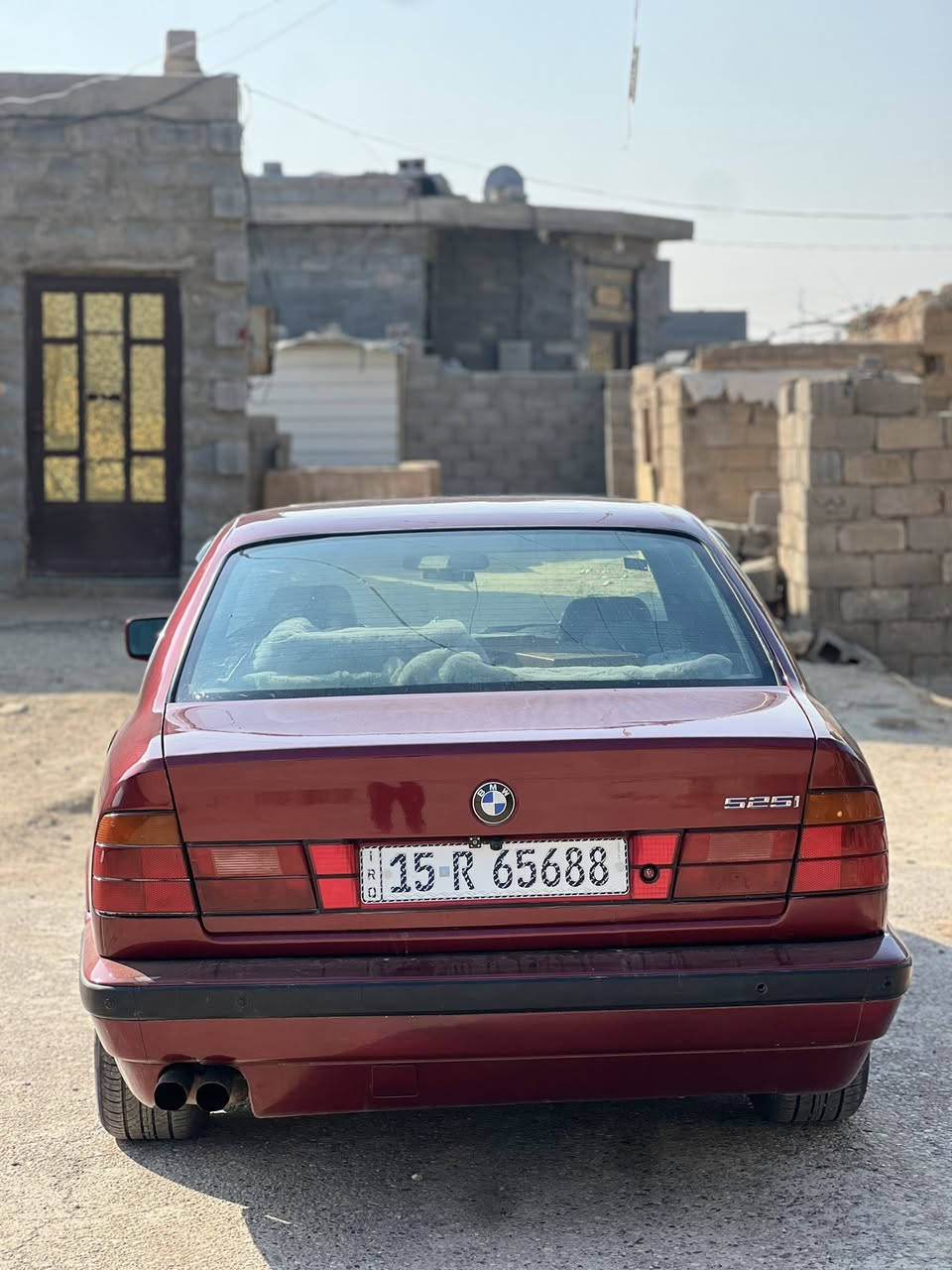 سلام عليكم للبيع او مراوس 525  موديل 1990محرك مسكر كير اوتو سياره جاهزه من كلشي شرط تحويل *********** السعر 70 وبيها مجال تجي تشوف وتدلل
