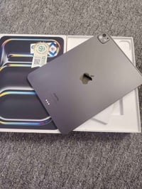 ايباد ١١ برو • ٢٥٦ • شاشة مكسورة