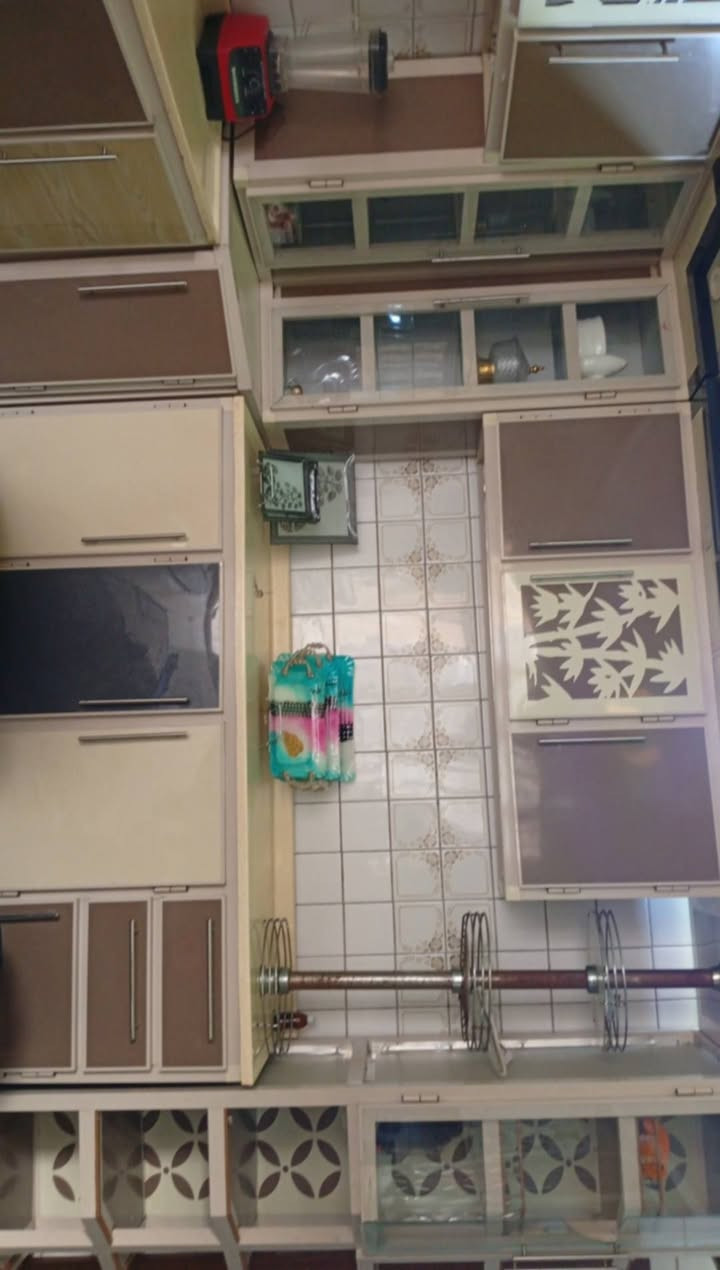 مكلفه بالنشر. 
كاونتر حطاطه كله مرمر.  مفصلي. ع مطبخ. 4ب4. مثل ما موضح. بالصور. 
المكان ابو خريبيش  
السعر 🔥🔥


**إذا كنت صاحب هذا الإعلان وتريد حذفه لأي سبب، رجاءا أرسل رسالة إلى الدعم الفني**