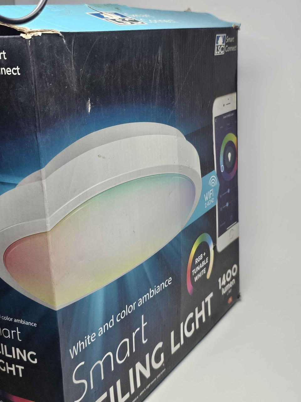 هذا المنتج هو مصباح سقف ذكي من ماركة LSC Smart Connect، ويتميز بالتالي:التحكم الذكي: يمكن التحكم في المصباح عبر تطبيق الهاتف الذكي من أي مكان.خيارات الإضاءة: يوفر إضاءة بيضاء قابلة للتعديل (tunable white) بالإضافة إلى ملايين الألوان (RGB) لإنشاء أجواء مختلفة.المواصفات الفنية: تبلغ قدرته 20 واط وشدة إضاءته 1400 لومن.التوافق: يدعم التحكم الصوتي عبر مساعد جوجل (Google Assistant) وأمازون أليكسا (Amazon Alexa). بغداد, العراق


**إذا كنت صاحب هذا الإعلان وتريد حذفه لأي سبب، رجاءا أرسل رسالة إلى الدعم الفني**