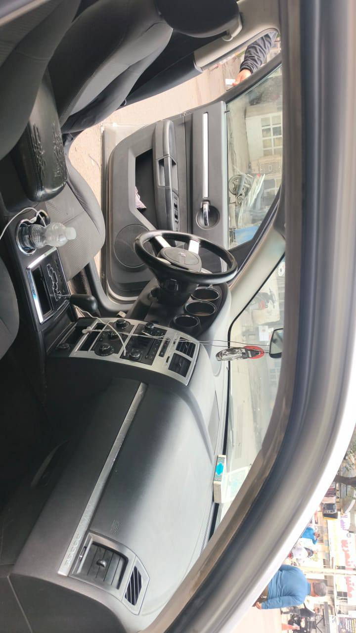 السلام عليكم للبيع جارجر 2010 3500 اصل
لسياره جاهزه وحلوه كلش بيها ٣ قطع صبغ بدون تبديل وبدون دواخل سنويه ورقم جديد بسمي تحويل مباشر مكان السياره بغداد لسعر 
110 وبيها مجال قليل 
***********
