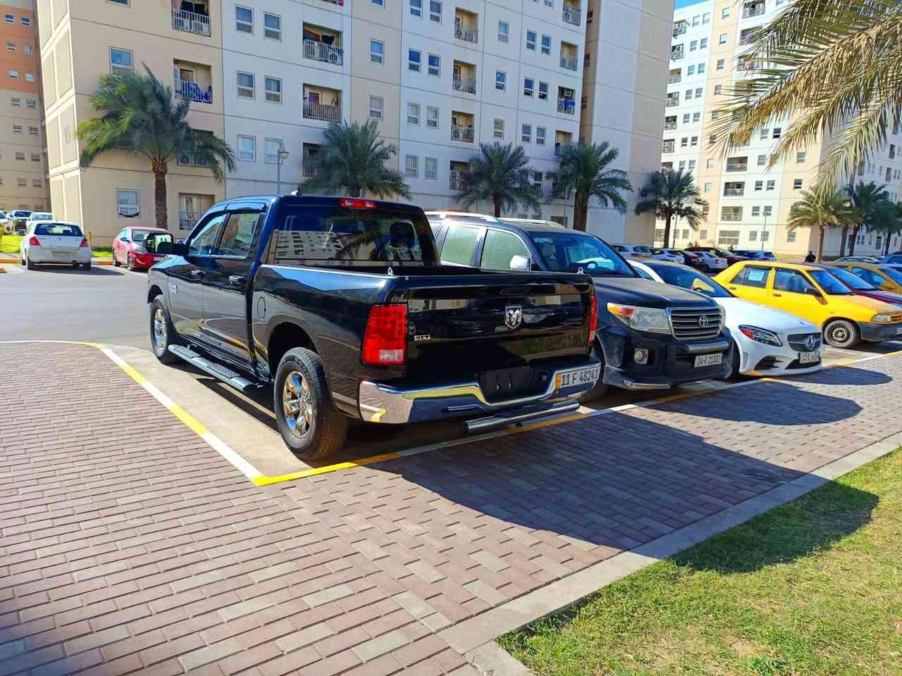 دوج رام 2023 كلاسك محىك 6 سلندر تو ويل  رقم بغداد بأسمي كلين بار كد شبر ماشيه 50 الف كيلو قابل للزياده السعر 240  تفاصيل اكثر اتصال على الرقم ***********
