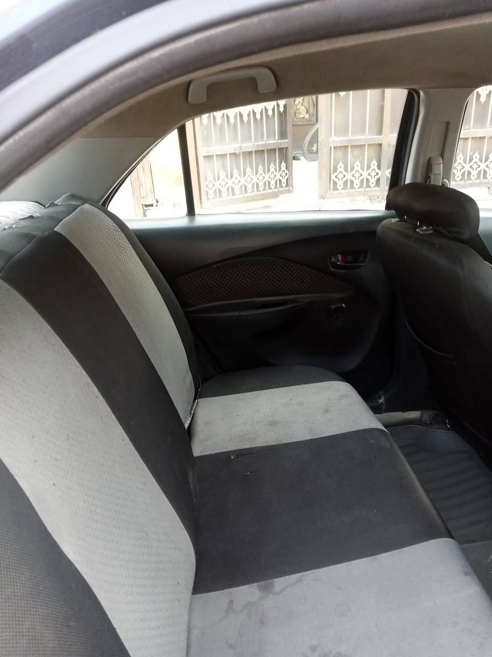 السلام عليكم يارس ياباني ٢٠٠٨ سياره نضيفه سعره ٦٥$ مكانه بغداد ***********
