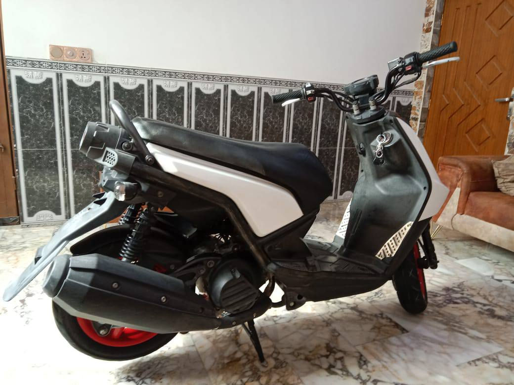 سلام عليكم للبيع سكنس جبلي نضيفه برغي ما مفتوح بيه عله وضع الرمبه كفرات ختم واحد 
وصله موجود  نازله من معرض الزيتون سعر 1350 بيه مجال للشراي مكان ناصرية مركز حي الشموخ رقم ***********
