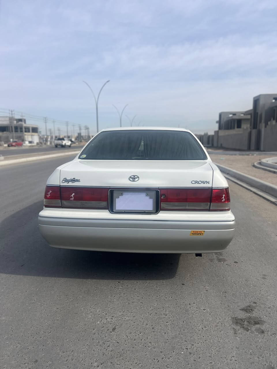 سلام عليكم  تيوتا كراون (راس الثور)مكفوله كفاله عامه من دعاميه لدعاميه كص نقل عيب شرعي كافه الأصوليات رقم بصره تحويل مباشر شرط سياره مابيها اي عيب ماعدا ضربه بسيطه ب يابان تكمه مال باب سايق كلش ضربتها بسيطه تجي وتشوف بعينك بصره تنومه سعرها 118بيها مجال خواتها 120 بيع مستعجل ***********
