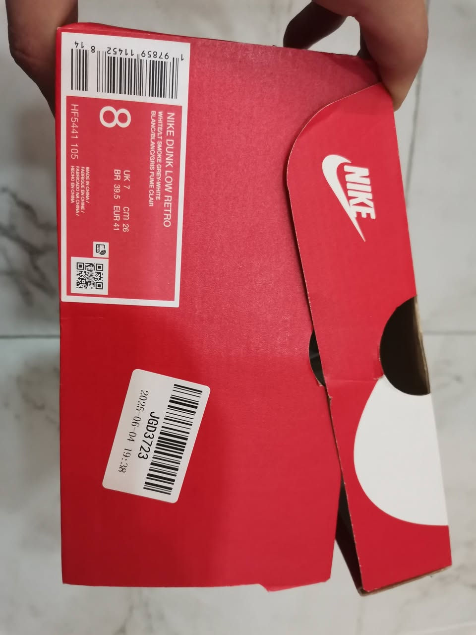 حذاء نايك اصلي للبيع
جديد قياس ٤١
متوفر توصيل مجاني جميع محافظات العراق
للحجز متوفر وت ساب ***********
