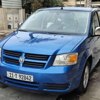 للبيع دودج كرفان se 2008 وارد امريكي كلين كفاله ضربه وصبغ لون مميز محر...