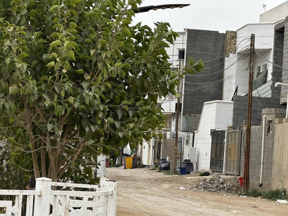 للايجار طابق ثاني معزول عزل تام 
غرفتين نوم 
بناء جديد 
قريب من حديقة عامه 
منطقة الزراعه قرب اسواق الماس 
ب 450 الف 
***********
