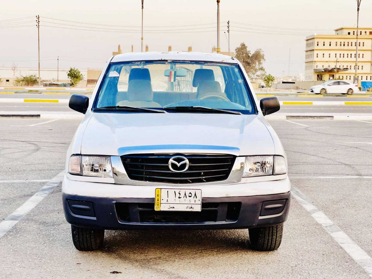 مازدا للبيع موديل 2006 رقم بغداد السيارة مكفولة من لعيب شرعي  تحويل بيه مكانات مباشر سنويه إلى 28 السعر 70 وبيه مجال مكاني كربلاء 
رقم لمالك ***********
