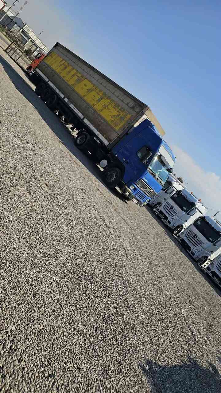 للبيع موديل 2001 حجم 420 گيرعادي مكفول سياره
سعر 165 $ مجال 
***********
***********
سياره موجود في معرض اربيل في قضاء خبات 📍
