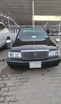 تويوتا كراون • ٢٠٠٠ • نجف