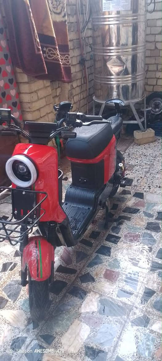 السلام عليكم
دراجه شحن جديده بعده  اشترتهه و عفته ما اعرف بيهن  سعر ٤٠٠ و بيه مجال مكاني بغداد رقمي ***********
