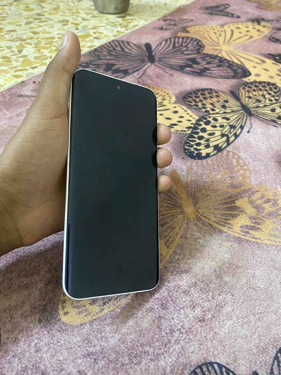 تكنو بوفا سلم 5g للبيع صار أسبوع من فتحته من الكارتون جهاز جديد وكلشي مامحمل بس لحد الآن اريد أبيعه احتاجيت فلوس سعر 350 وبي مجال للشراي خابرني اتصال او واتساب *********** مكاني بغداد زعفرانيه
