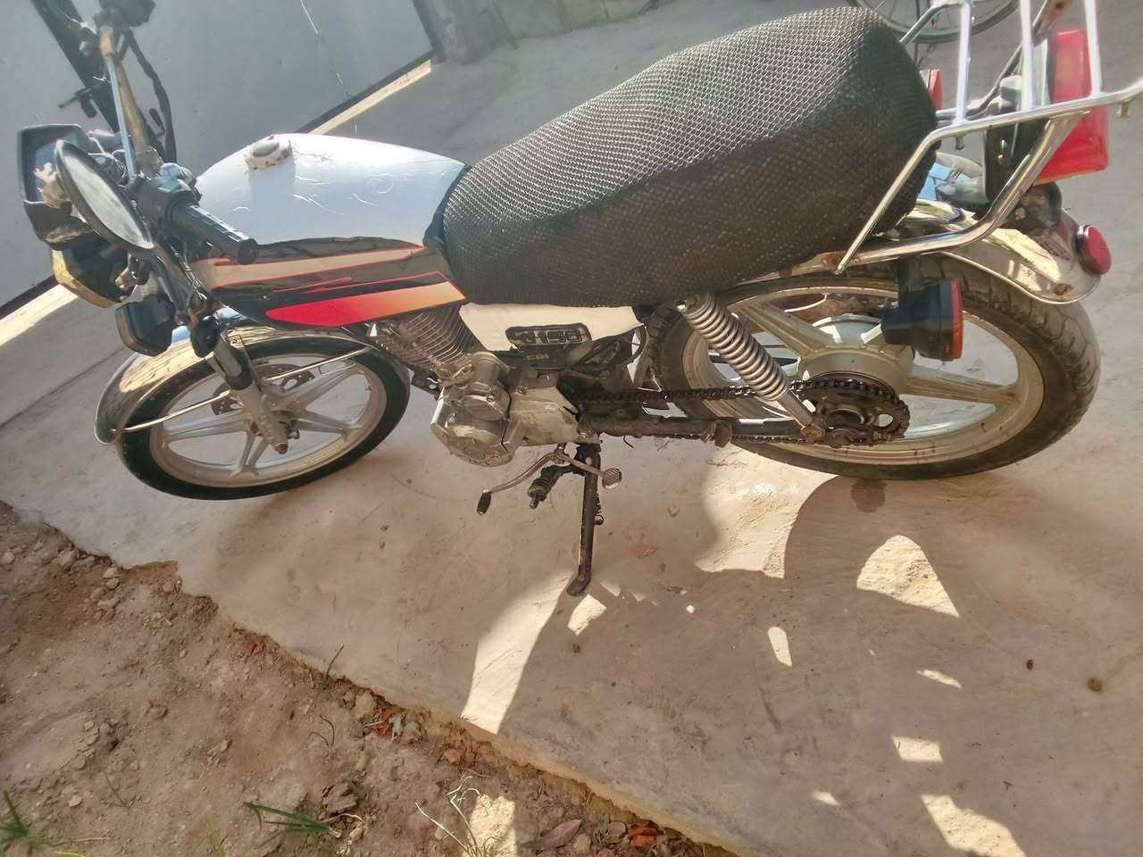 دراجه للبيع موديل 17 شغال صلف هندر كهربايات سعر 300 وبيه مجال
شراي يتواصل خاص


**إذا كنت صاحب هذا الإعلان وتريد حذفه لأي سبب، رجاءا أرسل رسالة إلى الدعم الفني**