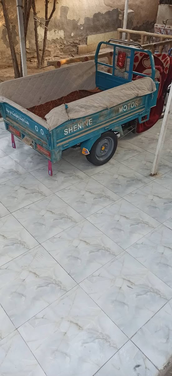سلام عليكم خوان جمره موديل ٢١  اوراق ستوته جهازه وكامله مكمله من كشلي بديها نضيف تجي وشوف بعينك شوف العين احسن مال جناي ومتعوب عليها الله يشهد عينه الكتروني كهربائيات كله شغال مكينه بس بوشه مبدل بستمها لبلاد شرط وانه مجفتها عله ايدي ستوته سعرها ٢و ٣٠٠ وبيها مجال للشراي ولمو شراي لا يكسر بحلال ناس مكاني القرنه رقمي ***********
