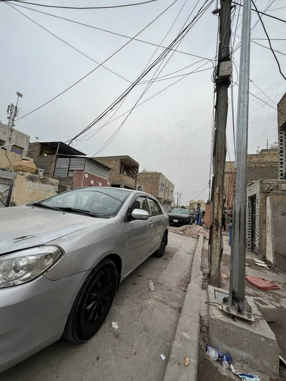 سلام عليكم سياره بي وأي دي للبيع رقم إنكليزي سياره بصمه سايد دروب بني رامه سياره بيه كم طخه بسيطه سياره كامله من كل نواحي فد اي بي إس ملغي بيه سعر 53 وبيها مجال عنوان بغداد رقم ديوانيه استفسار اتصل واتس ***********او رقم ***********
