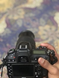 كاميرا نيكون D7100 • شنطة وحزام • بغداد مدينة الصدر