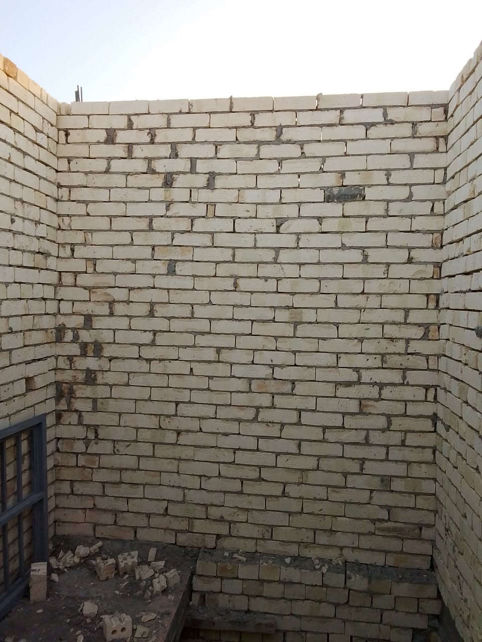 كادر بناء مصري شغل درجه اولى استلام مهندس مقيم في بغداد الجديده وهذا رقم *********** وبي واتساب
