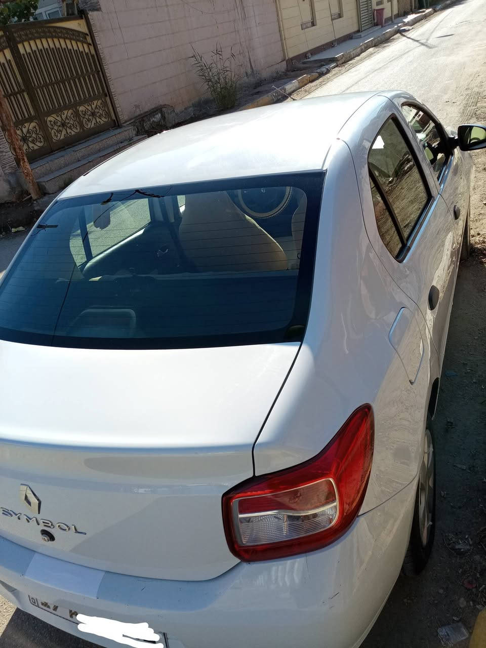 للبيع رينو سنبل 2016كربلاء نكليزي مكفوله من الظربه والصبغ بيه مكانات بارد بدون صبغ السياره محرك كير حداديه تبريد جاهزه السعر 65موجوده بكربلاء مقابل مستشفى الحسيني ***********
