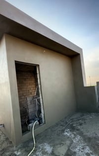 خلفه لبخ حالين متفرغ  نشتغل سمنت  جص 07745752367