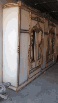 السلام عليكم كنتور ٧باب مستخدم نضيف السعر ٢٠٠الف مع الشد مكاني شهربان جسر عوني ***********
