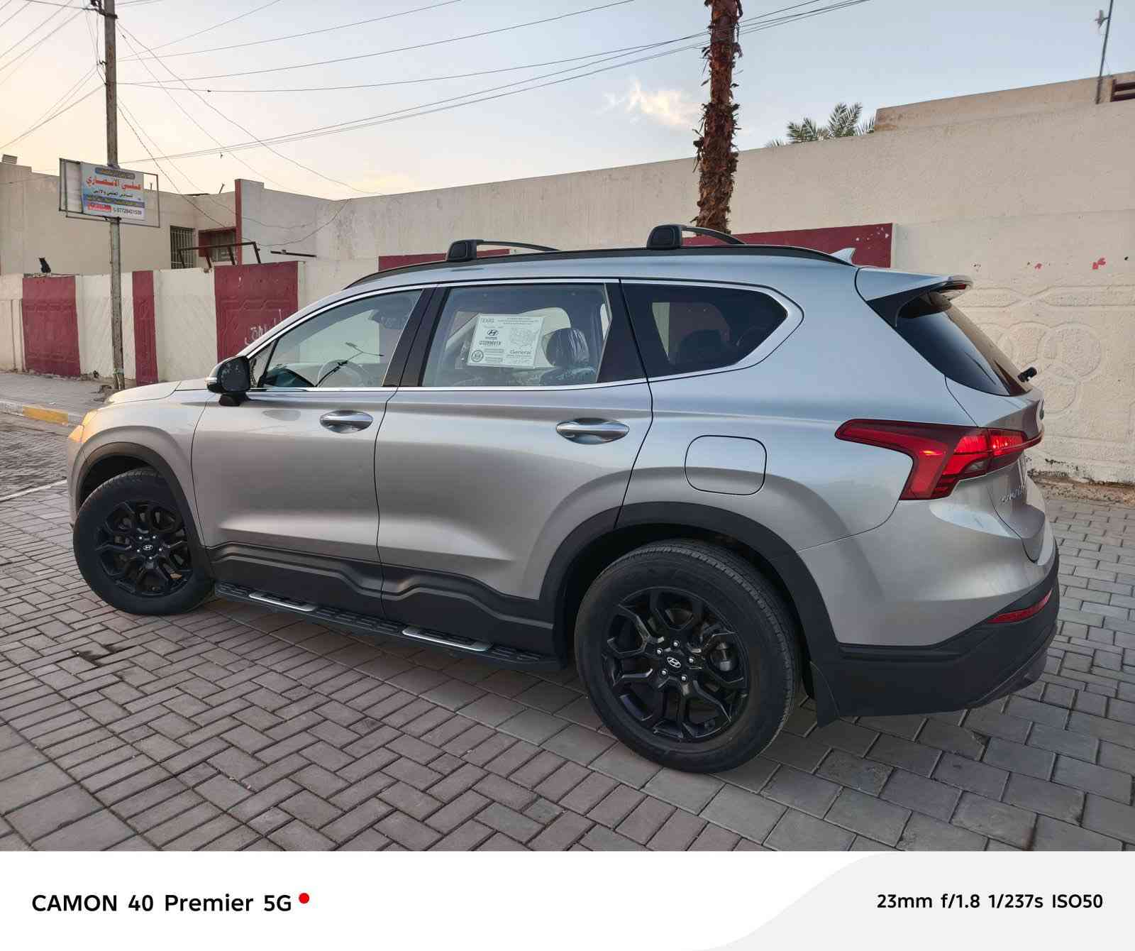 السلام عليكم  (للبيع فقط بدون مراوس )
هونداي سنتافيا  ( موديل 2022الشكل الجديد  ) 
( موصفات) 
( محرك 2500  )
ضرر السيارة بسيط : (جاملغ وحافه البنيد ) لايتات رديترات بدنه بلوجكترات دعاميه بلادي (بلاديه )  
( بدون ايرباك ) 
رقم اربيل  
 بأسمي وكالة تحويل مضون‎١٠٠٪
( موصفات  السيارة  )
بصمة + بصمة ابواب + صندوك بصمه 
شاشة  كبيرة  نضام car play لعرض الهاتف والخرائط
شاشه دجيتل تغير شكل واجه العداد 
انارة الداخل 
بصمة
تشغيل عن بعد بلادي اصلي
داخل مخمل  + مطعم كاربون فايبر  
رادار امامي توقف  تنبيه وتوقف تلقائي
رادار جانبي نقطة عمياء بلمري + اشاير بلمري
رادار خلفي عند رجوع السيارة توقف تلقائيا
كشنات مخمل   + كشنات تدفئه
تبريد بيانو  شاشة بيانو منفصل حار بارد
تبريد خلفي +منافذ  USB
دركة ستيرن خياط + جلدد
صندوك كهرباء 
هند بريك بصمه 
شفتات ستيرن 
كير دكم  + تجوة بلمقعد الخلفي
لايتات لد+لايت زنون 
ترايش على القمارة  بلادي  
دوسات بلادي  
اوتو هولد مساعد الازدحام 
نظام منع الخروج عن المسار  قيادة ذاتية 
اطفاء ذاتي عند التوقف السيارة
ثلالث وضعيات قيادة sports+normal+smart + فول تحكم ستيرن 
نظام كروز ذكي يقلل ويزيد السرعة حسب    
نضام اوتو لايت يعني العالي يشتغل بل ضلمه اوتو
شاشة عرض الاعطال  +  ترحيب 
السيارة جديدة جدا جاهزة وكاملة من سبير وارضيات وكتلوكات الشركة 
مكاني بغداد  البنوك 

***********
