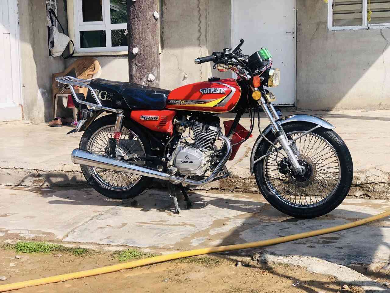 سلام عليكم ماطور للبيع سونلك قطاس موديل 2023 مكينه كبس وايرمنيه شغاله جاهز نضافه 90% منفيس اصلي السعر ٥٢٥ بي مجال


**إذا كنت صاحب هذا الإعلان وتريد حذفه لأي سبب، رجاءا أرسل رسالة إلى الدعم الفني**