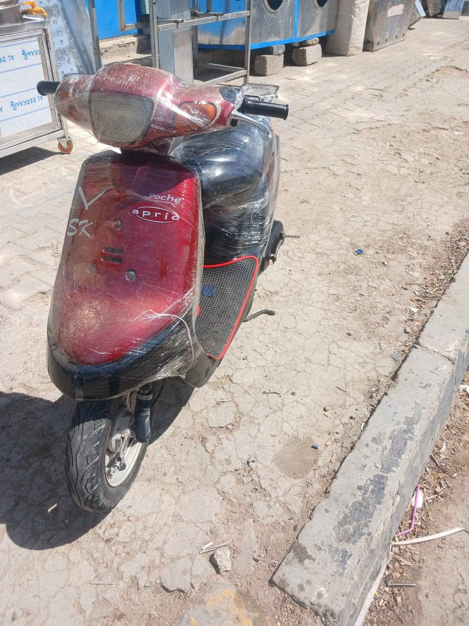 سلام عليكم بطه للبيع 
مجفته 
مكينه حلوه ناعمه 
سعر ٢٢٥
***********
مكاني قرب شارع ابو طالب
مكلف بنشر
